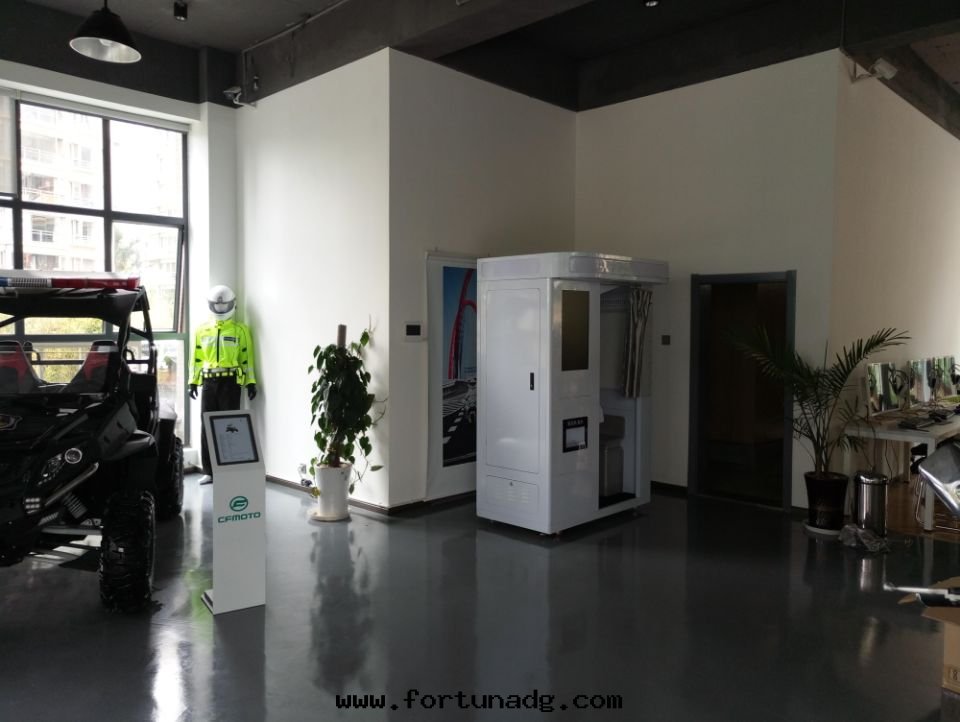 自(zì)助拍照機(jī)